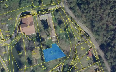 Prodej pozemku 1358m2, obec Peruc, Stradonice u Pátku, okres Louny.