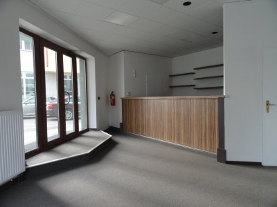 Pronájem komerčních prostor 100 m2, ulice O. Peška, Kladno