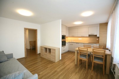 Pronájem bytu 3kk, 73m2, Praha 9