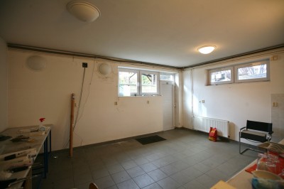 Pronájem obchodního prostoru se samostatným vchodem, 15m2, Vestec- Praha západ
