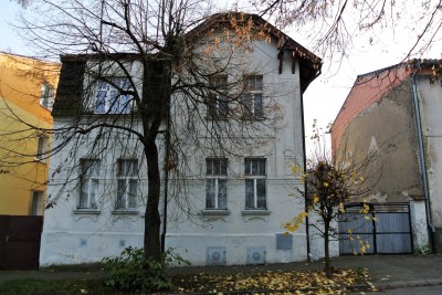 Prodej RD 4+1/G, pozemek 301m2, Divadelní, Kladno