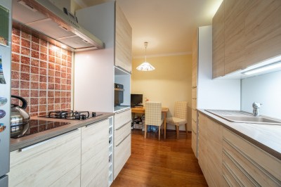 Prodej bytu 2+1/B 66m2, Praha - východ, Odolena Voda, ul. Seifertova