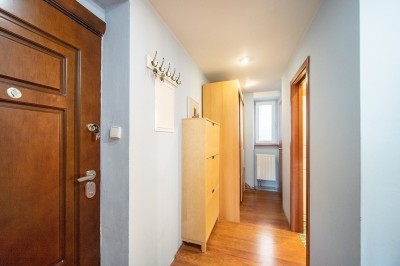 Prodej bytu 2+1/B 66m2, Praha - východ, Odolena Voda, ul. Seifertova