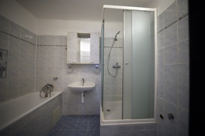 Prodej bytu 3+1, obytná plocha 75m2, zahrada 304m2,Benešov u Prahy