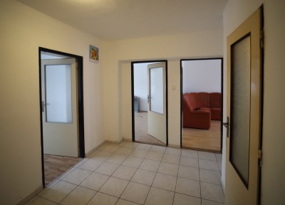 Prodej bytu 3+1, obytná plocha 75m2, zahrada 304m2,Benešov u Prahy