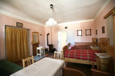 Prodej domu - 300m2, pozemek 440m2 -  obec Vacov