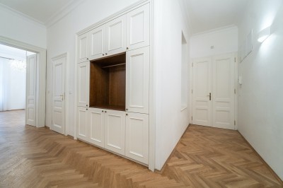 Prodej bytu 3+1, 100m2, Janáčkovo nábřeží