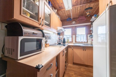 Prodej chaty 42m2, pozemek 1.210m2, Otice, okr. Praha-východ