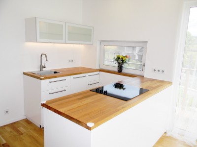 Pronájem bytu 2+kk 53 m2 v RD, Bavoryně, okr.Beroun