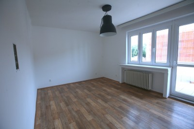 Pronájem bytu 2+1, 60m2 + 18m2 terasa, Praha 5 - Klamovka