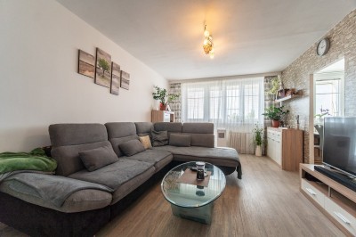 Prodej bytu 3+1, OV, 75m2, zasklená lodžie, Praha 6 -  Řepy
