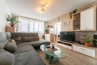 Prodej bytu 3+1, OV, 75m2, zasklená lodžie, Praha 6 -  Řepy