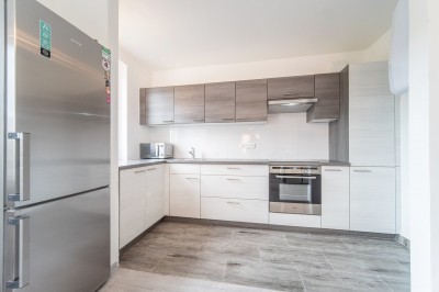 Prodej bytu 3+kk, 71m2, s garáží, Nižbor - ulice Nad Sklárnou