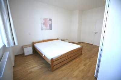 Pronájem bytu 2+kk, 58m2, Praha 8 - Libeň