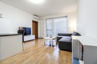 Prodej bytu 2+kk OV/B/G 53m2, Ječná, Hostivice-Jih