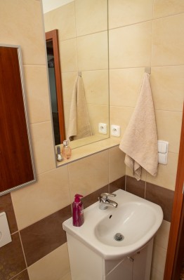 Byt 1+kk 26 m2 s terasou, Praha 10 - Záběhlice