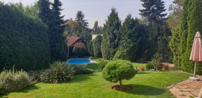 Kanceláře / ubytování / školka / ordinace - vila 8+3 (526 m2), pozemek 1015 m2, Kunratice - centrum