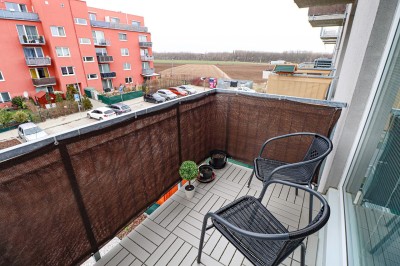 Prodej bytu 2kk, 48m2, s balkonem a parkovacím stáním, ulice Ječná, Hostivice - Jih
