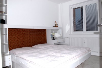 Prodej bytu 3+1/L/OV 82 m2, Karlovy Vary - Rybáře ul. Konečná