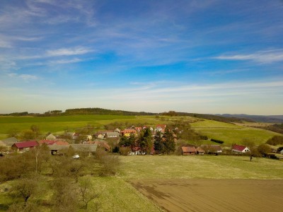 Prodej zemědělské usedlosti (1 066 m2) a pozemku (3 458 m2) Sebečice, okres Rokycany