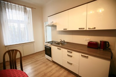 Pronájem bytu 2kk, 50m2, ul. Korunovační, Praha 7- Bubeneč