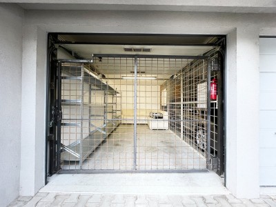 Prodej garáže 16 m2, ulice Pelzova, Praha-Zbraslav