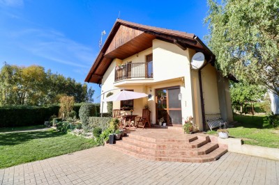 Prodej RD 5+kk/G, pozemek 1103m2, Střížov u Chebu