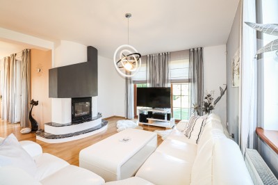 Prodej RD 5 + KK, 190 m2, G, B, s celkovým pozemkem 1418 m2 v Novém Strašecí ulice Buková.