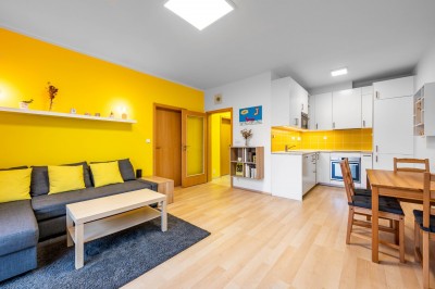 REZERVOVÁNO - 2kk 48m2, terasa 42m2, garáž, sklep, Nad  Akcízem, Ďáblice