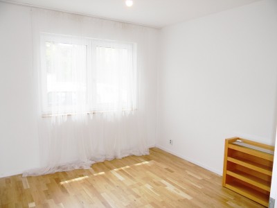 Pronájem bytu 2+kk 52 m2 v RD, Bavoryně, okr.Beroun