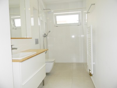 Pronájem bytu 2+kk 52 m2 v RD, Bavoryně, okr.Beroun