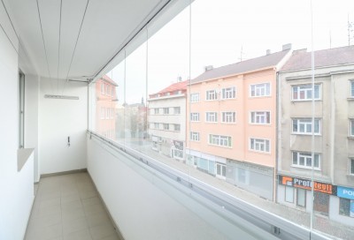 Prodej bytu 4+1, 76 m2, OV, zasklená lodžie, Kladno centrum, ulice Václava Rabase