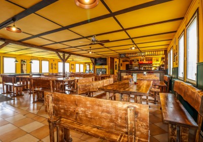 Pronájem restauračního zařízení, 310 m2 s kapacitou 150 míst, Kladno - Americká ulice