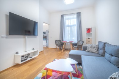 Pronájem bytu 2kk, 60m2, Praha 7- Bubeneč, ul. Korunovační