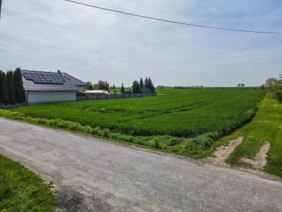 Prodej stavebního pozemku 1100 m2, Kmetiněves okr. Kladno