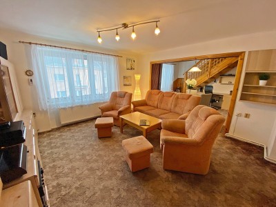Pronájem bytu 5+1 110 m2 (mezonet) se zahradou, Vejražkova