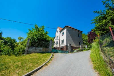 Prodej RD 2+1 a 3+1, pozemek 1846m2, Dolní Bělá, Plzeň sever