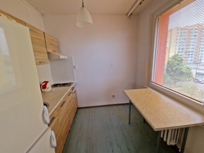 Pronájem byt 2+1, OV, 42m2 - Kladno, ul.Hřebečská
