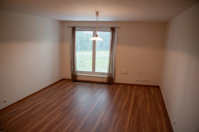 Pronájem, byt 1+kk 32 m2, Harlacherova, Praha 10 - Záběhlice