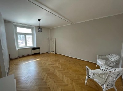 Pronájem bytu 3+kk 78m2, Praha, Nádražní ul.