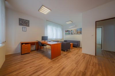 Pronájem nebytových prostor 350m2 užitné plochy, Davídkova, Praha-Libeň