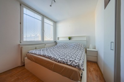 Prodej bytu 2kk, ulice Olštýnská, Praha 8 - Trója