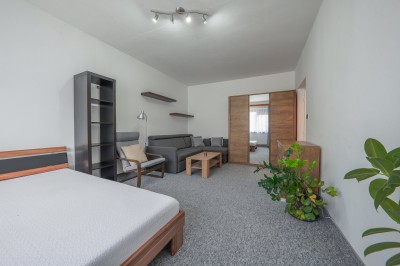 Pronájem bytu 1+1, 37 m2 - ulice Ukrajinská, Kladno