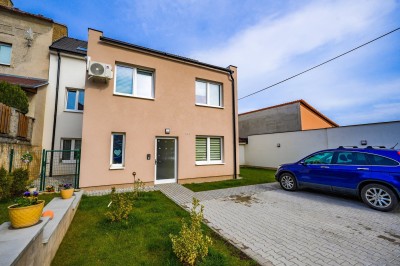 Prodej byty 2+1/OV, 62m2 - Smečenská, Libušín
