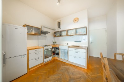 Prodej bytu 2+kk, 54m2, ul. Adamovská, Praha