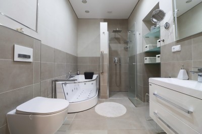 REZERVACE Prodej bytu 4kk+ pracovna, 2 koupelny, celková plocha 145m2, Praha Holešovice