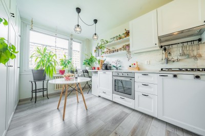 Prodej bytu 3+1 s lodžií, 72 m2, Slancova, Praha - Kobylisy