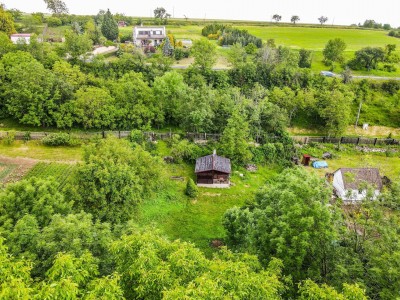 Prodej pozemku o výměře 1791m2, Evaň u Litoměřic