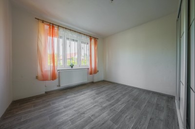 Prodej bytu 3+1 s lodžií a garáží, Slavoňov