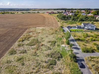 Prodej stavebního pozemku 940m2, Dobříč, okr. Praha-západ